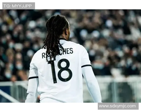 18号足球明星数量众多吗他们在球场上的表现如何影响比赛结果