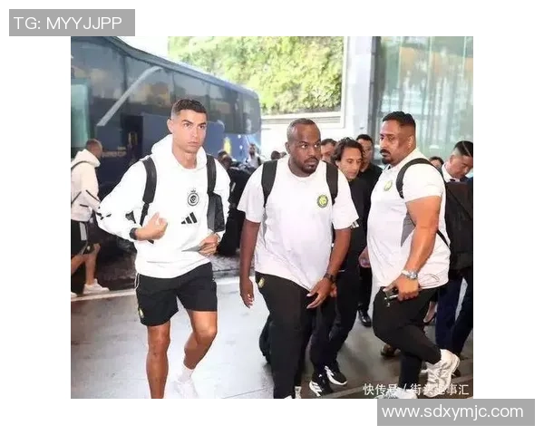 香港足球明星首发阵容揭晓球迷期待激情四溢的赛季盛宴