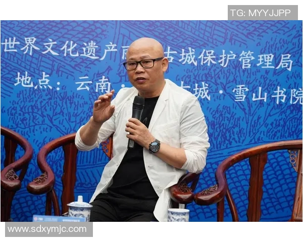 与刘丽对话探讨她的网球生涯与成长历程的精彩故事