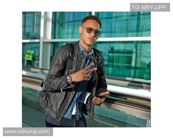 足球明星时尚风格解析及穿衣特点展示图解