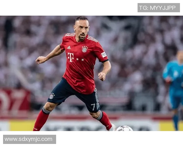 足球明星壁纸合集尽显球场风采与个人魅力的完美视觉盛宴