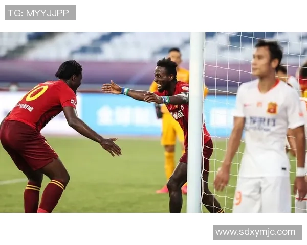 广州与武汉足球队对决赛后分析：比赛节奏与战术执行的深度探讨